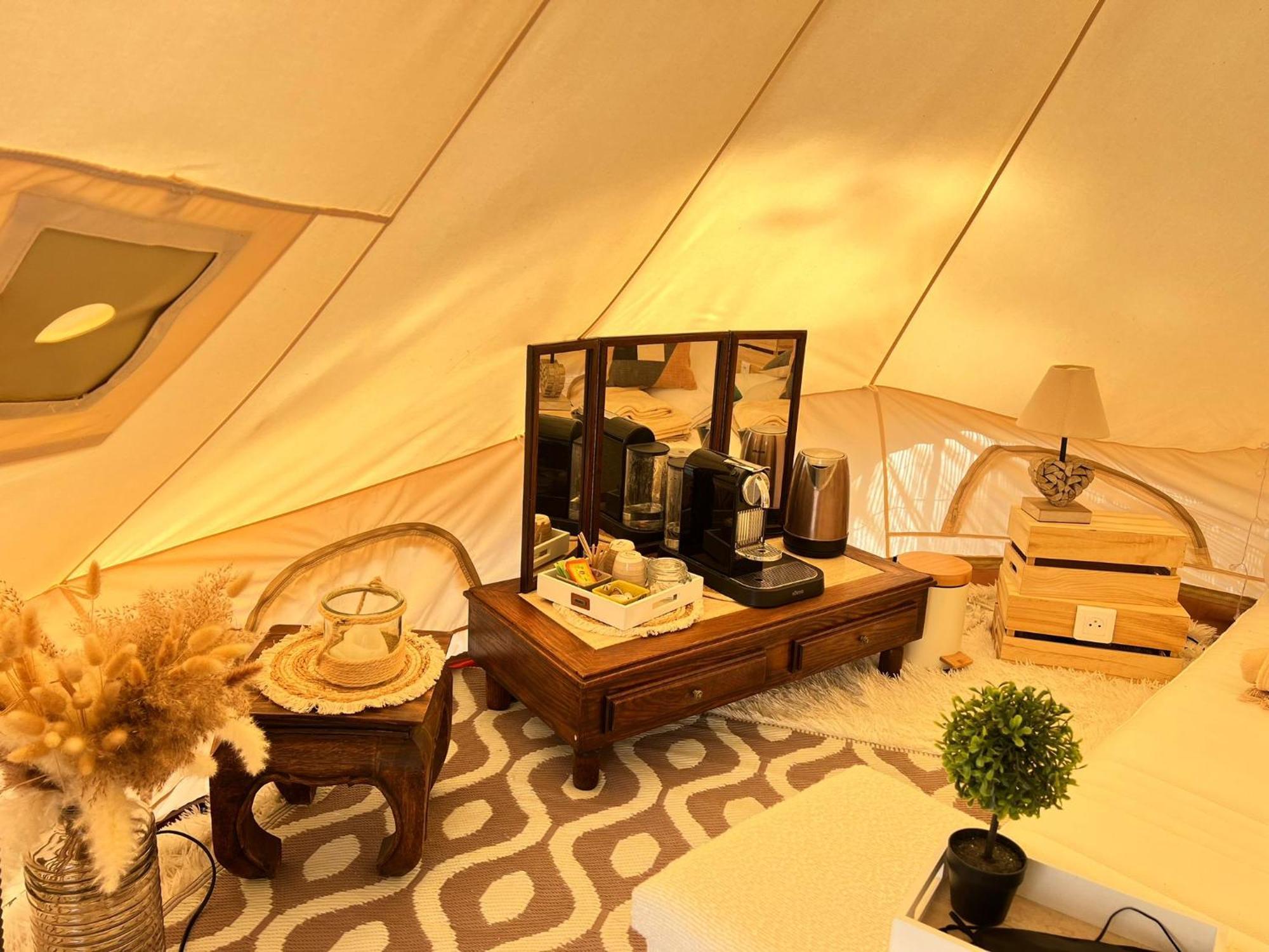 Love Room Tente Lodge Spa Mfg Chez C&C, Exclusivement Reservee Aux Adultes Cantaron Eksteriør billede