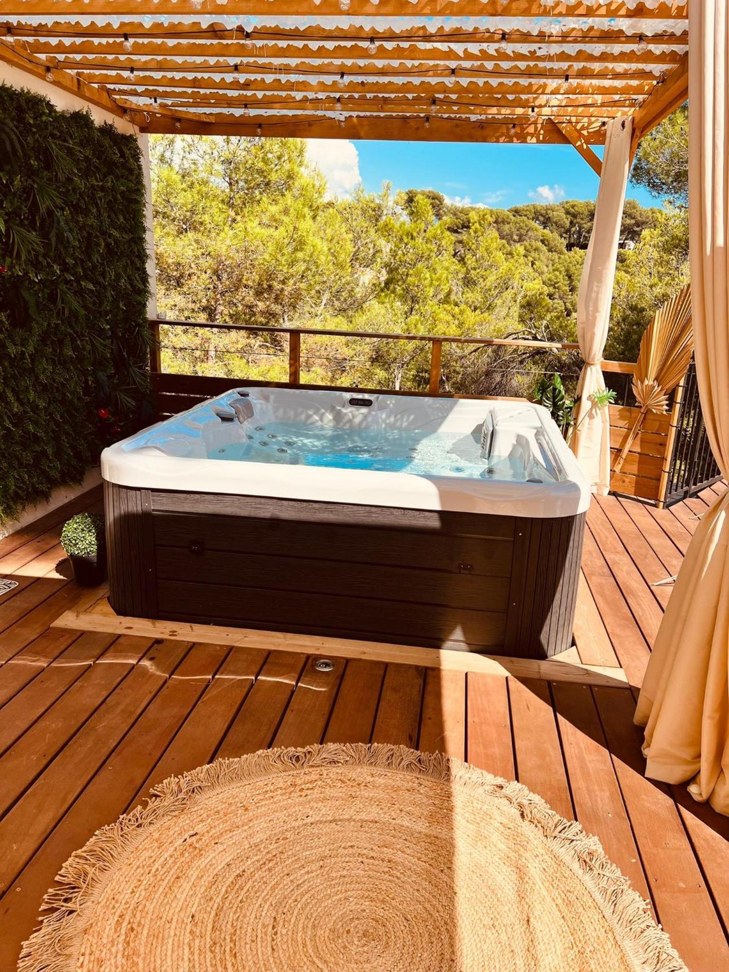 Love Room Tente Lodge Spa Mfg Chez C&C, Exclusivement Reservee Aux Adultes Cantaron Eksteriør billede